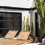 Semesterbostad Canaryislandshost I La Casa Del Doctor *