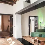 Canaryislandshost I La Casa Del Doctor Teguise (Lanzarote)